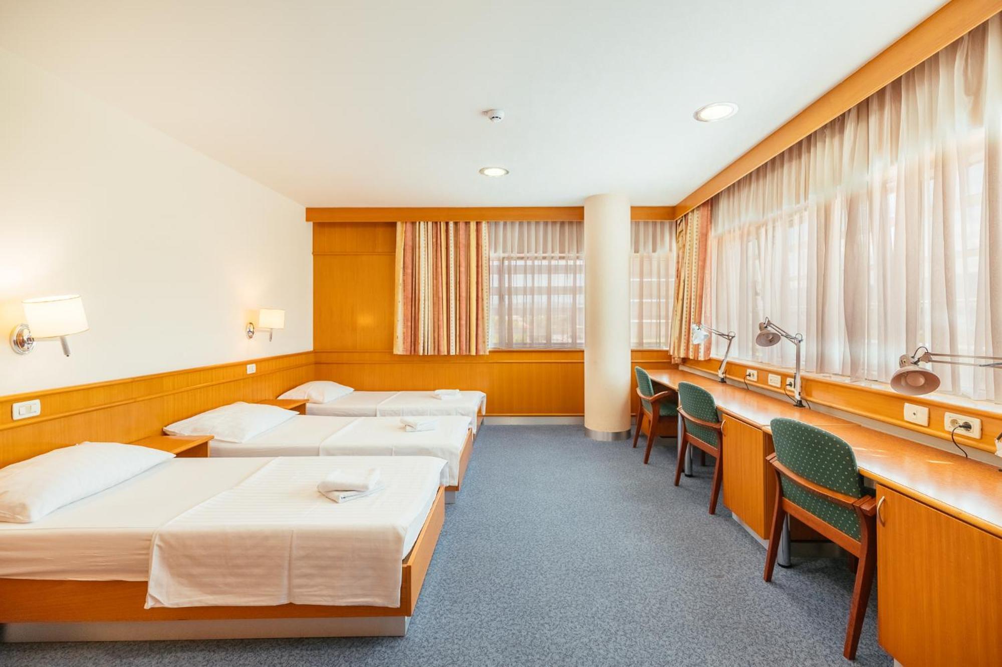 Motel Barka Koper Eksteriør billede