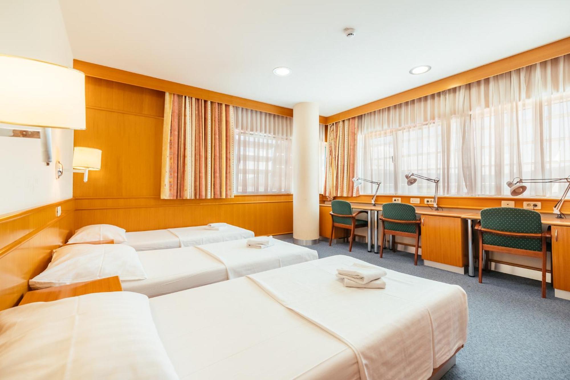 Motel Barka Koper Eksteriør billede